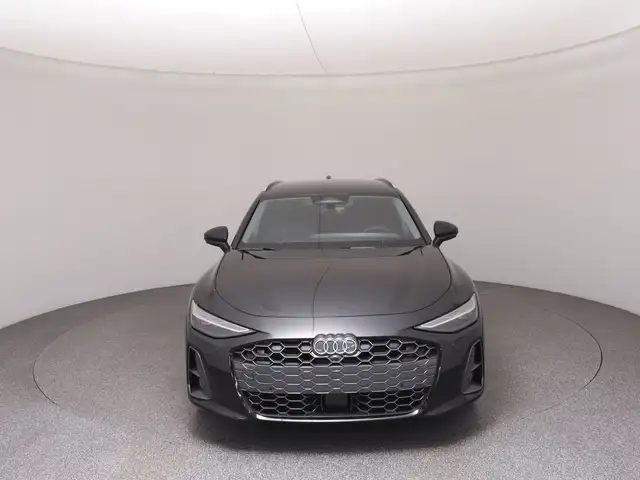 Audi A6 view 3