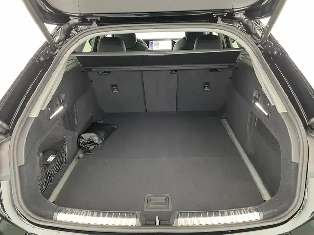Audi A6 view 7
