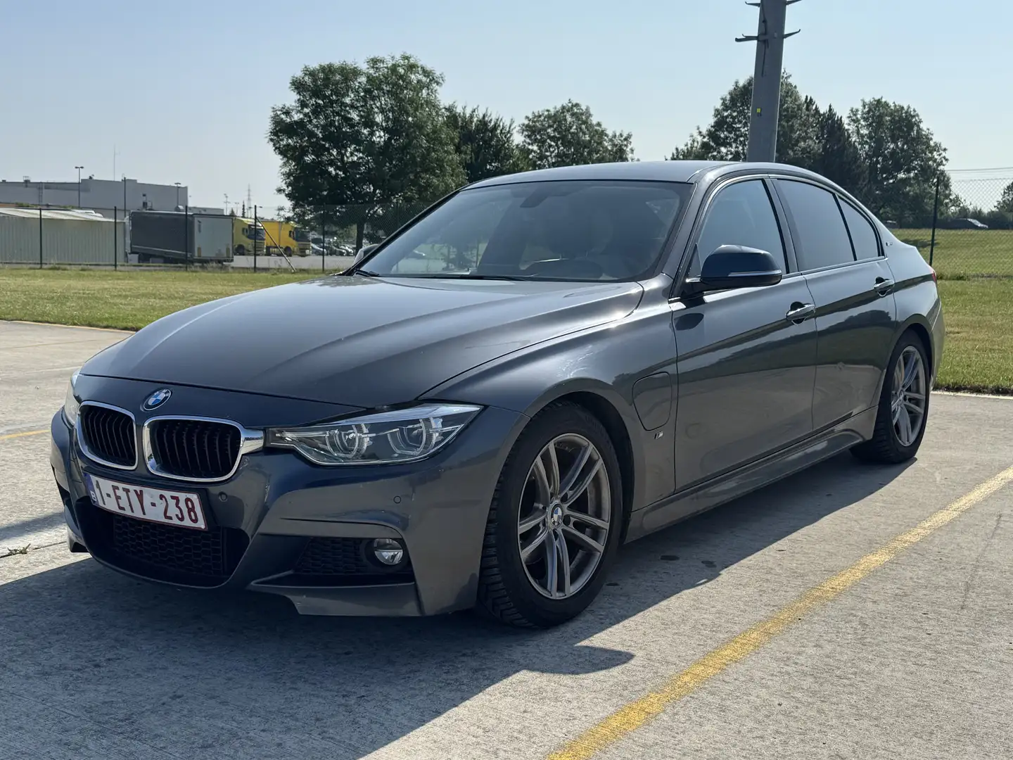 BMW 330 330e iPerformance M Sport+++Hybride/Plug-in+++ Grey - 1