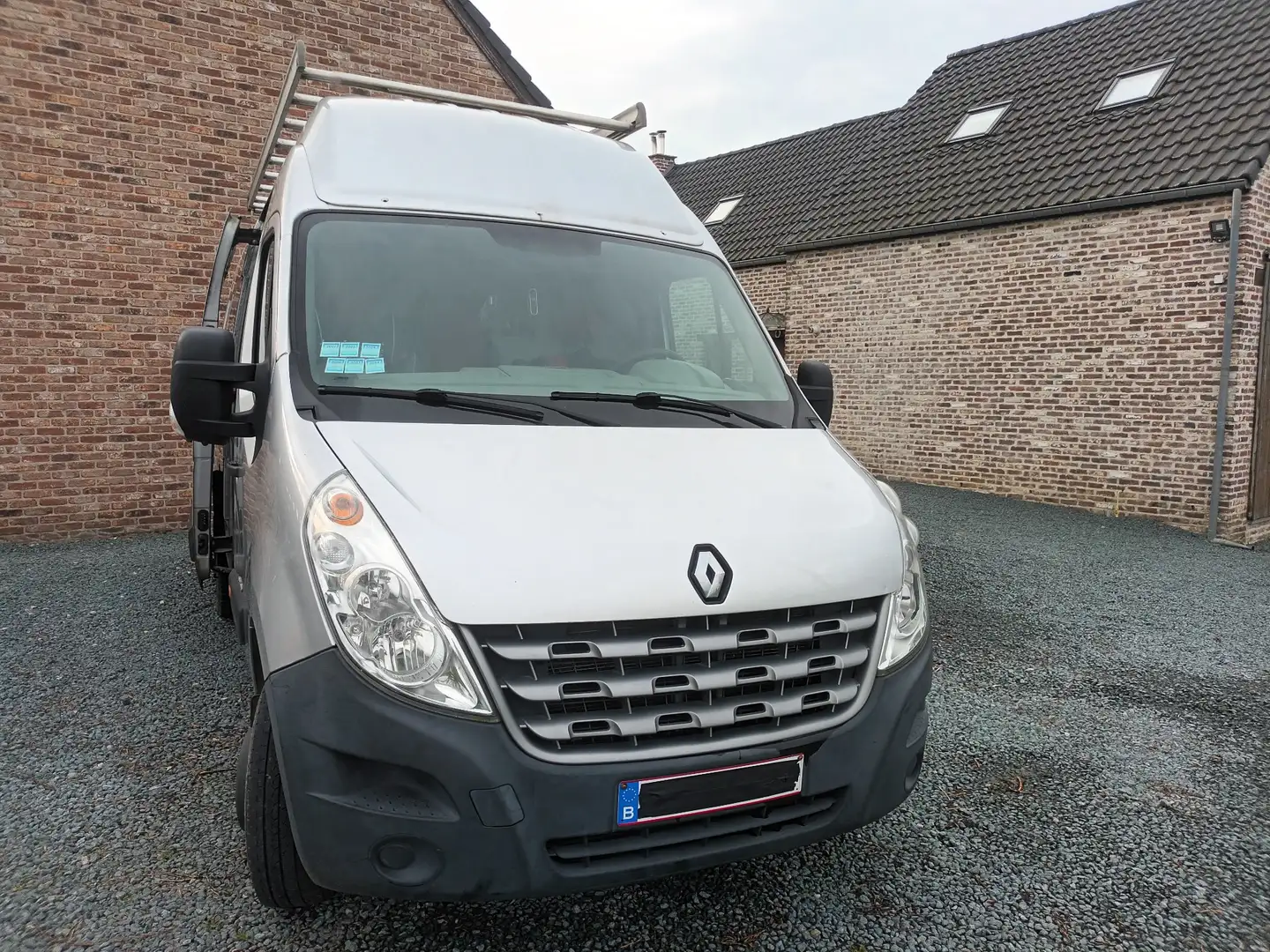 Renault Master 2.3 dCi 35 L3H3 Confort (E5) RS/SW Silber - 2