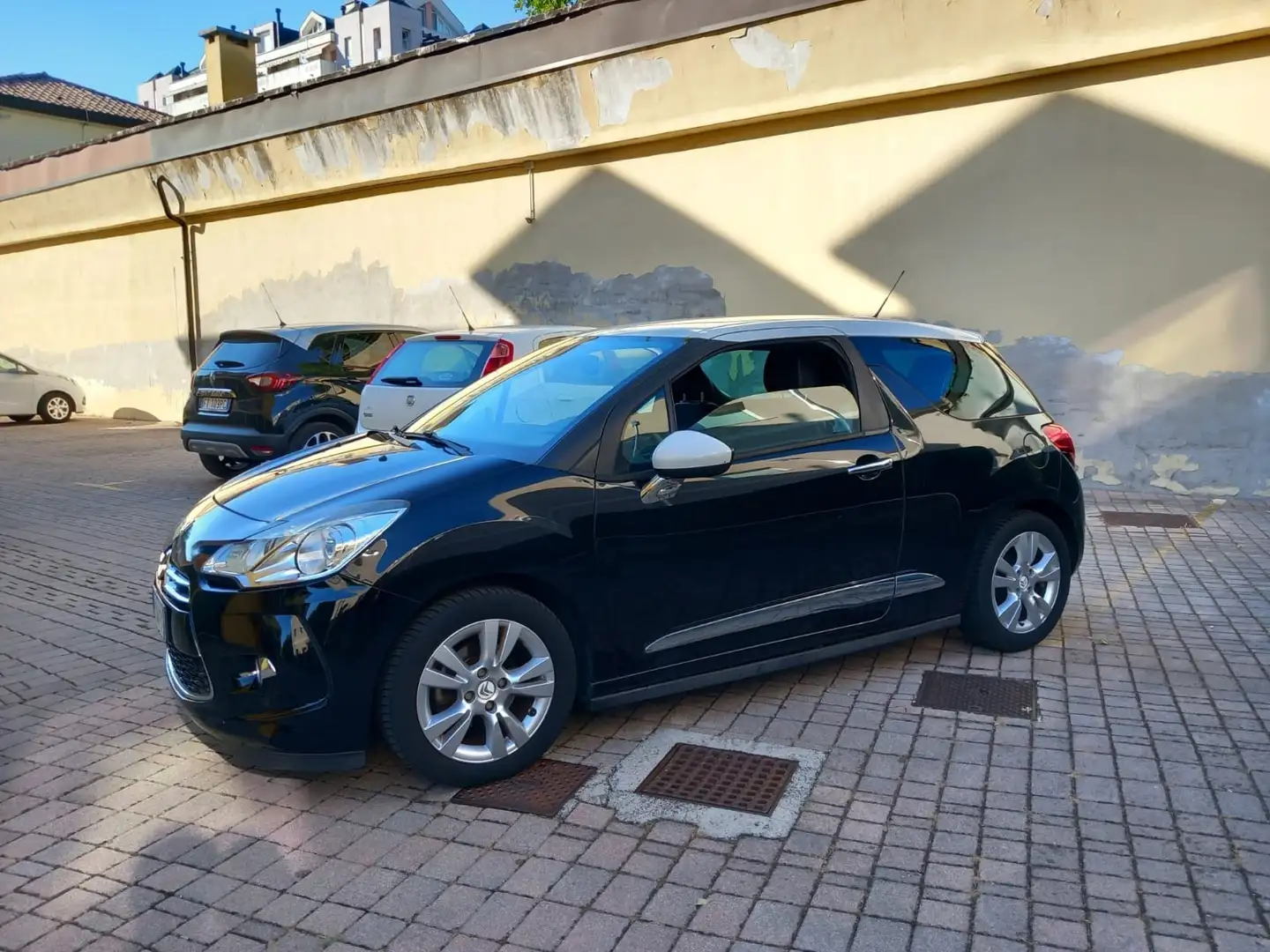 DS Automobiles DS 3 DS 3 1.2 82 cv just black edition - 1