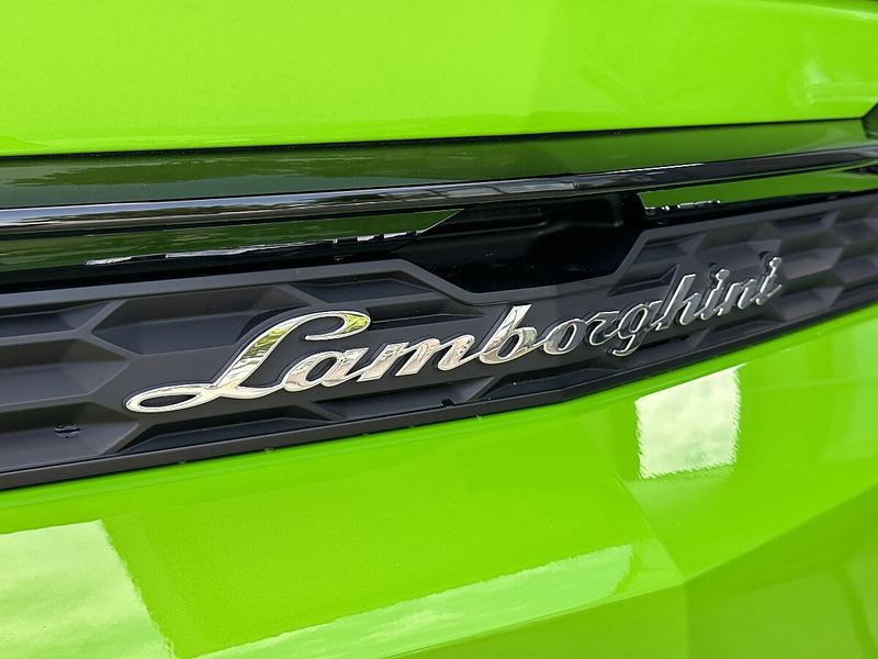 Lamborghini Urus URUS SE — photo 15