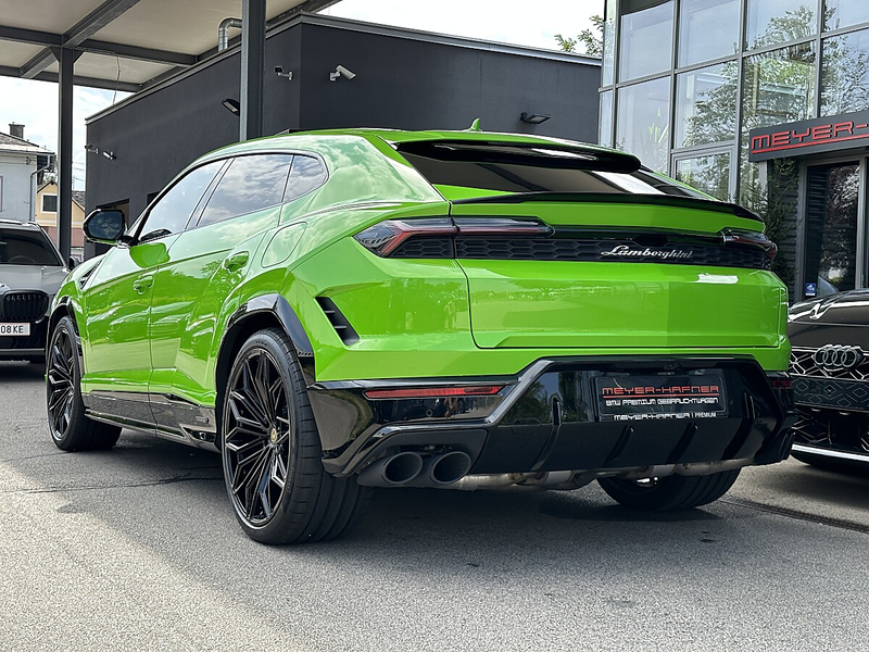 Lamborghini Urus URUS SE — photo 11