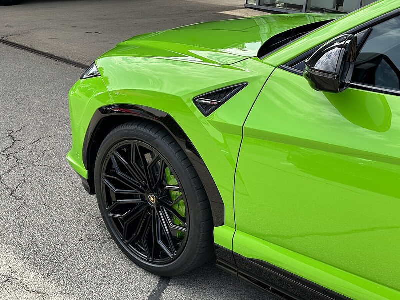Lamborghini Urus URUS SE — photo 7
