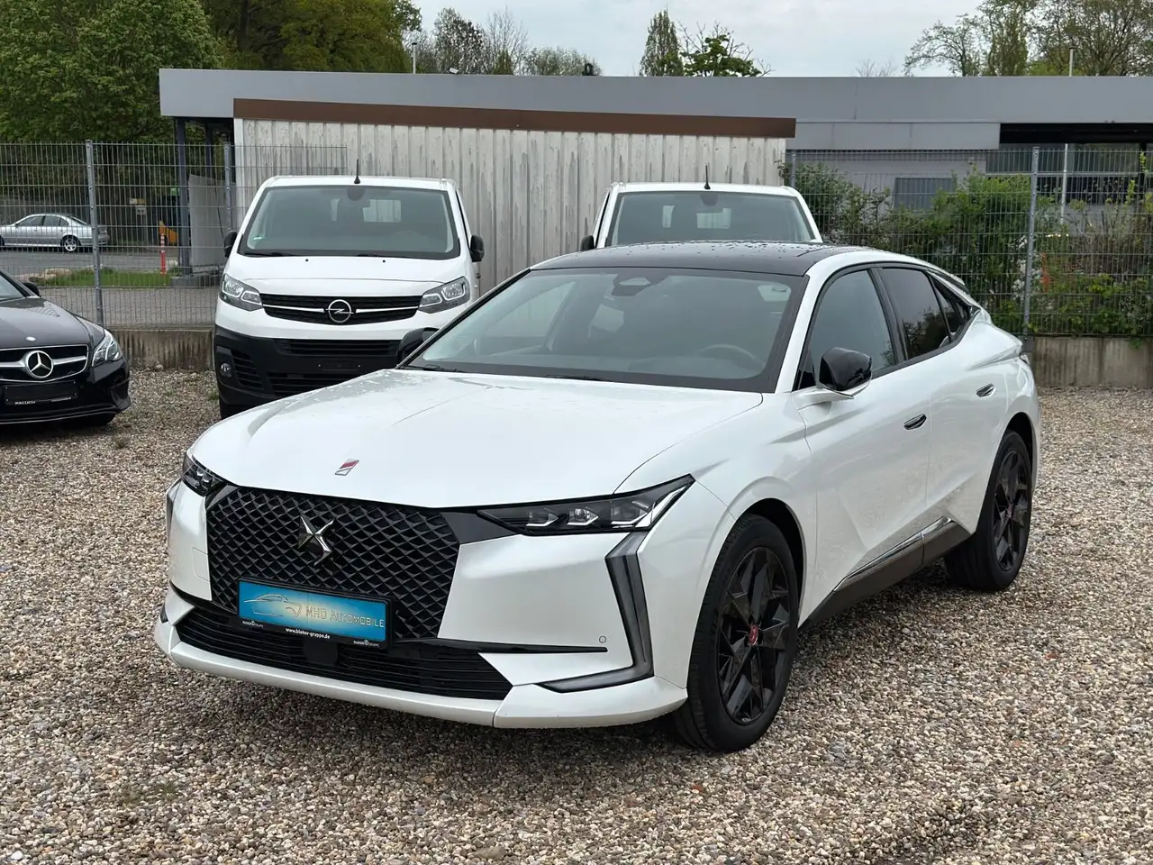 DS Automobiles DS 4