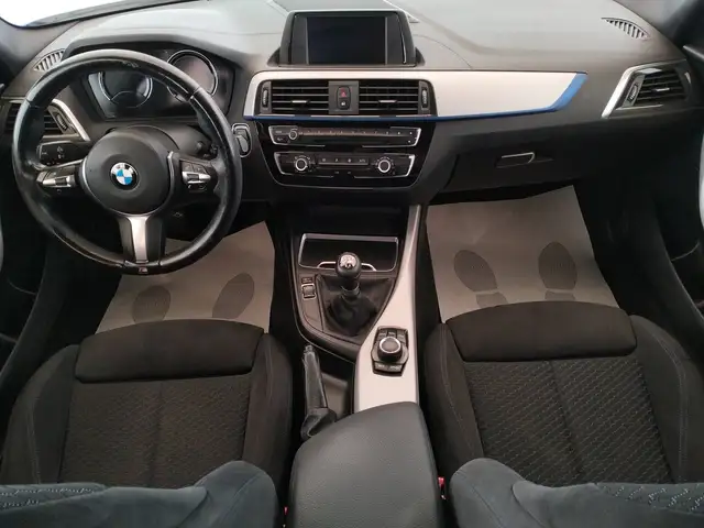 BMW 1 Series view 8