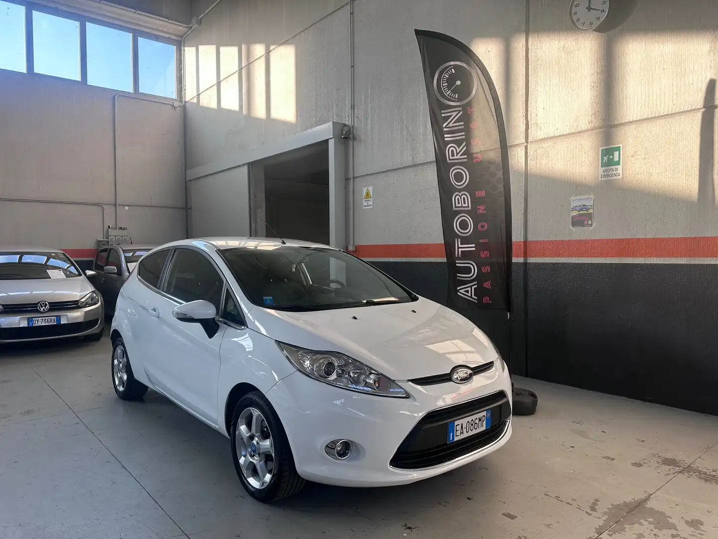 Ford Fiesta Fiesta VI 2010 3p 1.4 tdci Titanium Blanc - 1