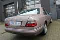 Mercedes-Benz E 200 D 70.000KM! UNIEK! ALS NIEUW! COLLECTORS ITEM! Brown - thumbnail 8