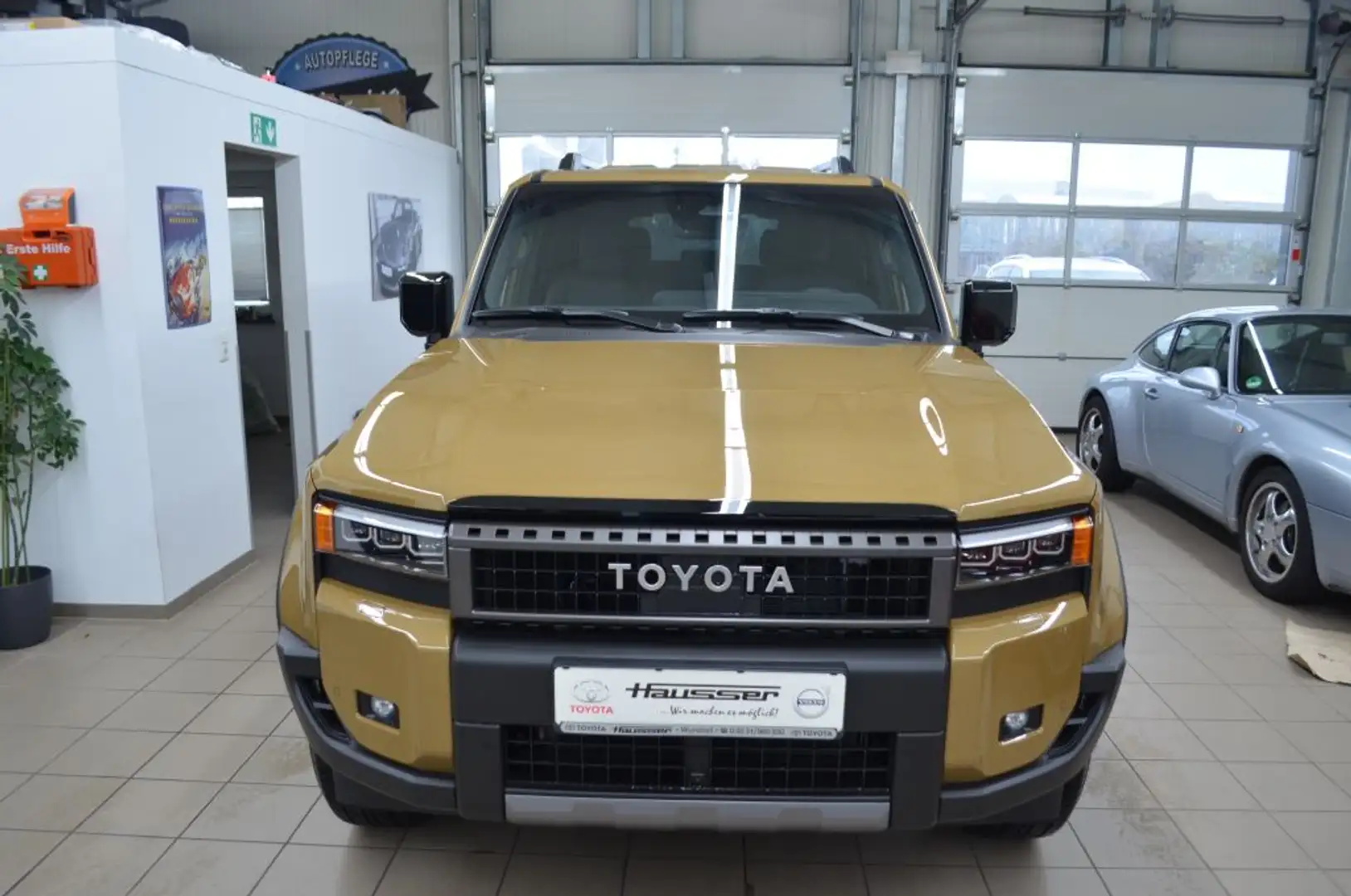 Toyota Land Cruiser 2.8 D Mild-Hybrid Automatik Executive (250/J25)*SO Braun - 2