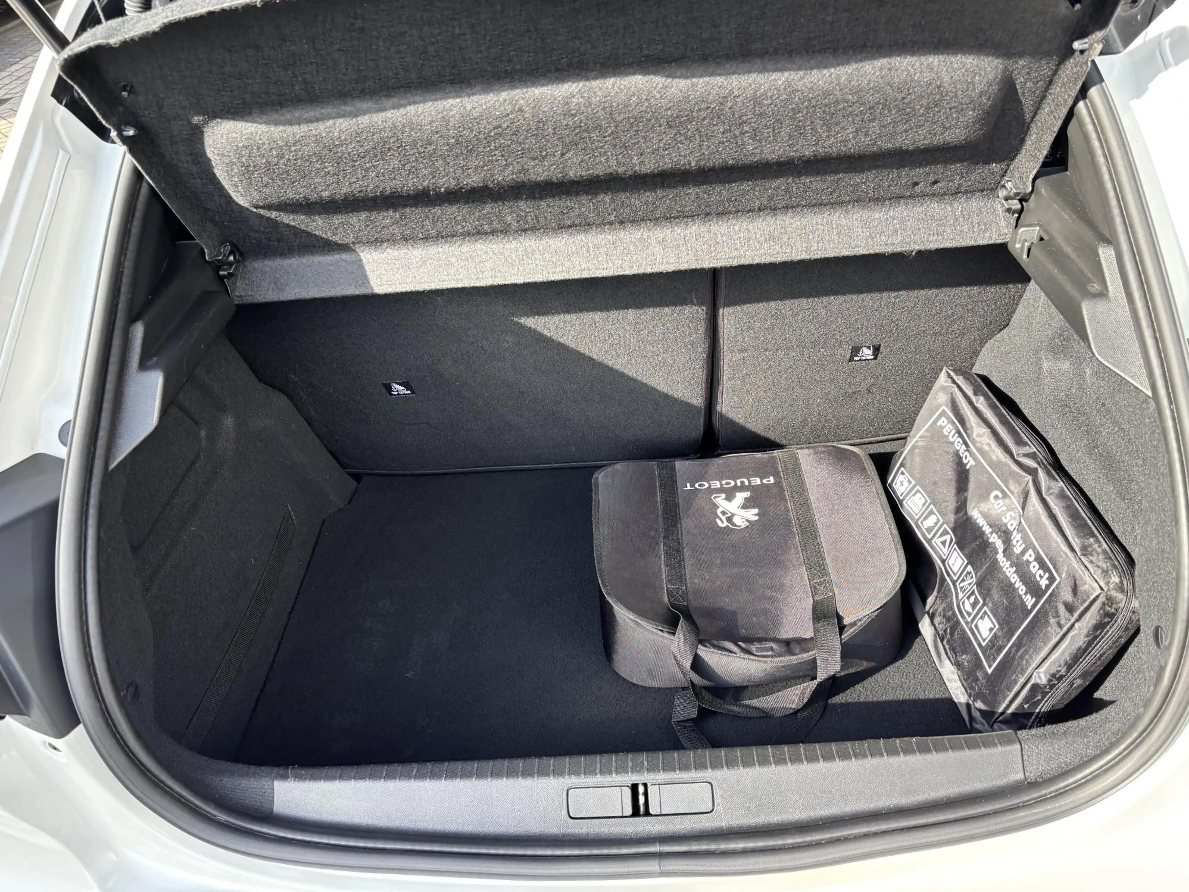 Peugeot e-208 EV GT Pack 50 kWh | Stoelverwarming | Panorama dak — photo 14