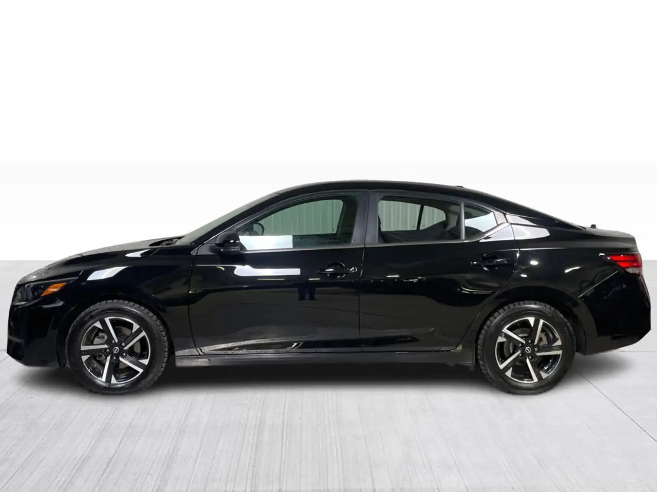 Nissan Sentra снимка Nissan Sentra