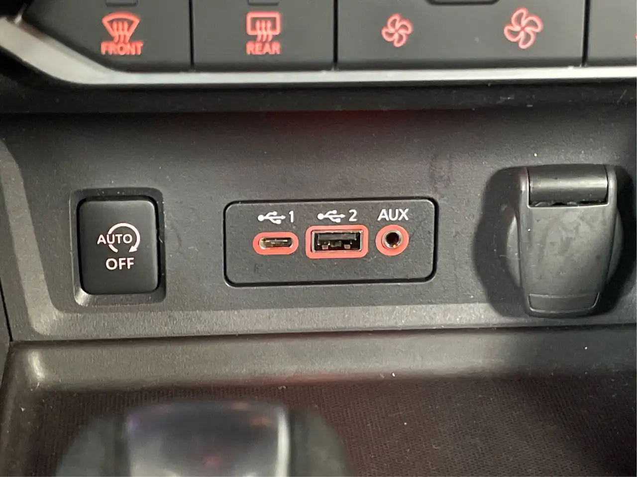 Nissan Sentra снимка Nissan Sentra