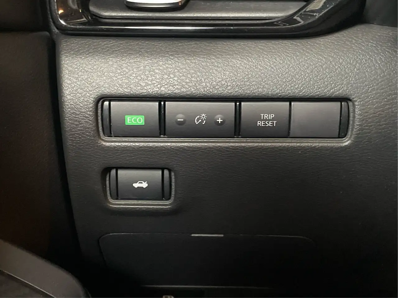 Nissan Sentra снимка Nissan Sentra