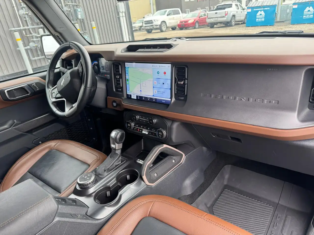 Ford Bronco снимка Ford Bronco