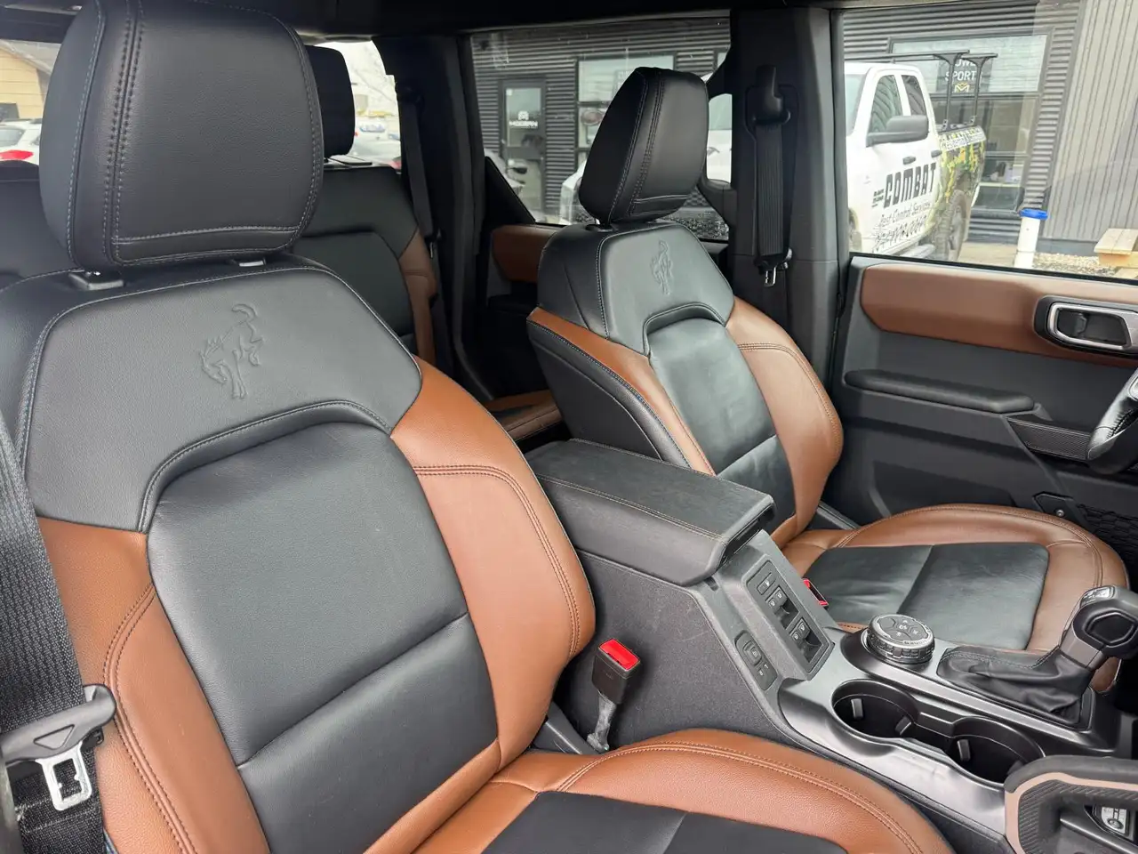 Ford Bronco снимка Ford Bronco