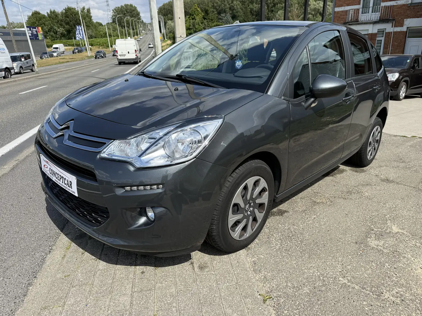 Citroen C3 1.6 BlueHDi Exclusive - 1