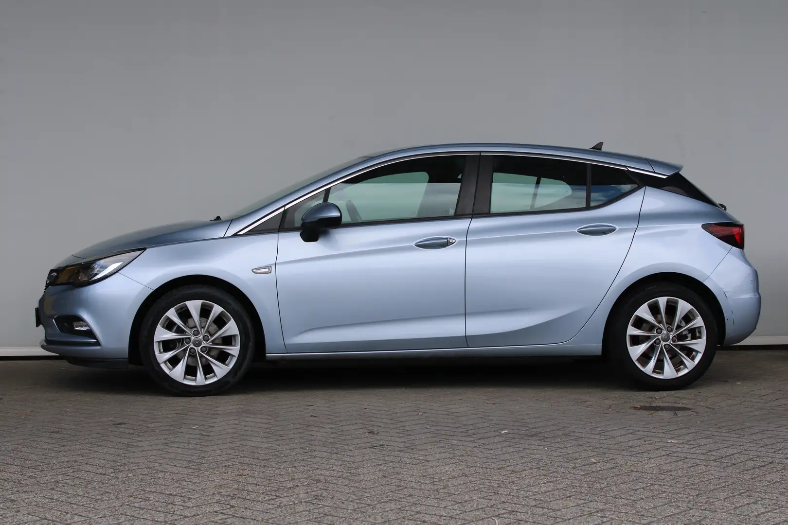 Opel Astra 1.0 Edition | Comfortstoel(en) | Dimlichten automa Grijs - 2