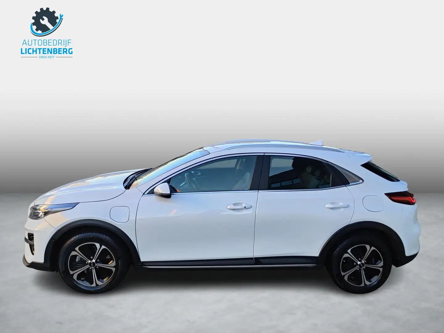 Kia XCeed 1.6 GDi PHEV DynamicPlusLine Plug-in / ACC / E. Ac Wit - 2