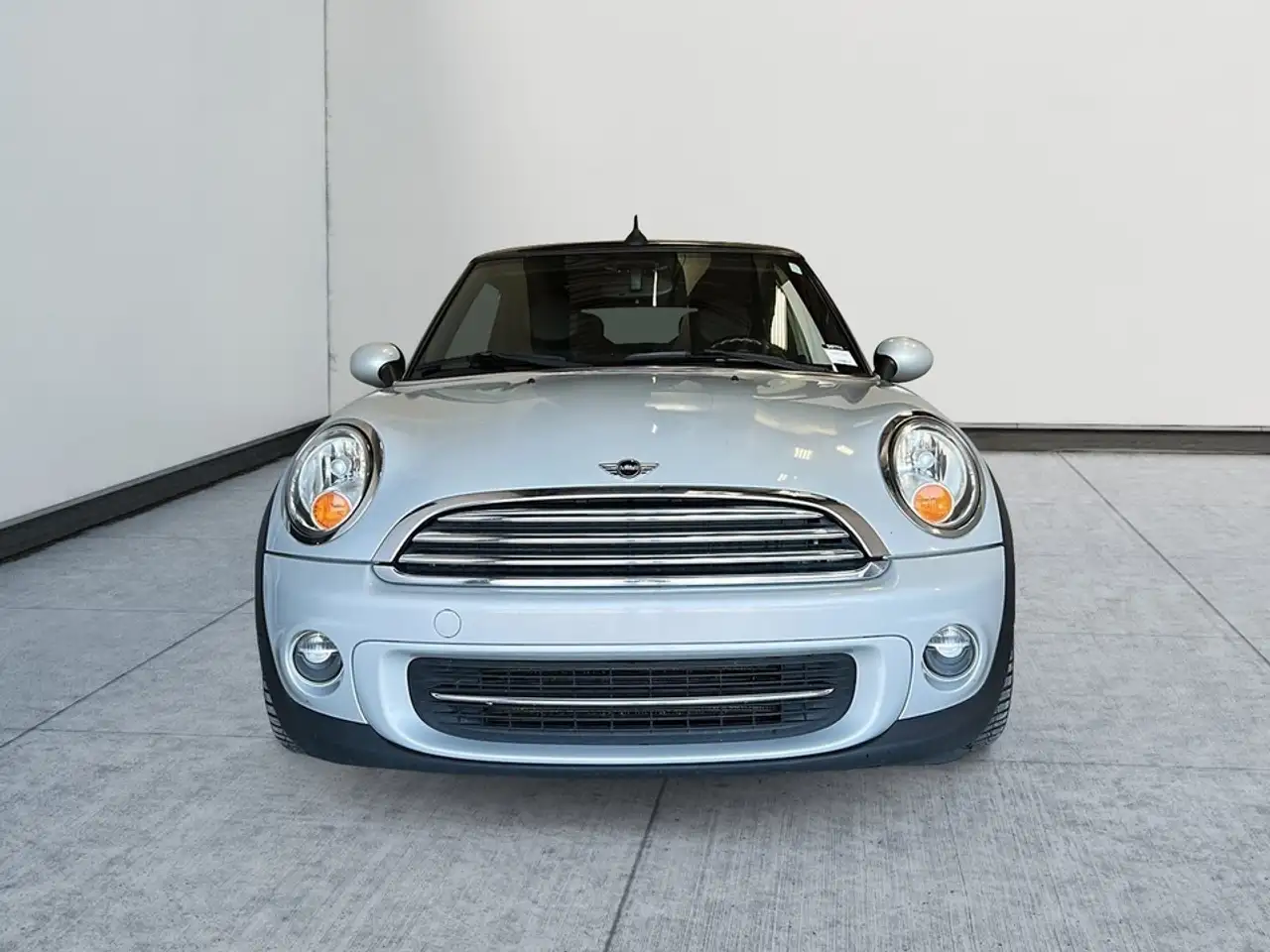 MINI Cooper Convertible photo MINI Cooper Convertible