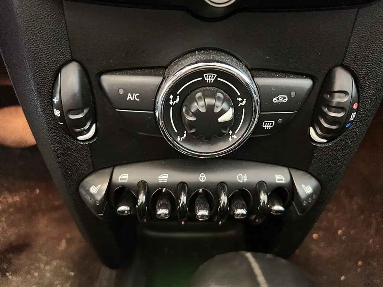 MINI Cooper Convertible photo MINI Cooper Convertible