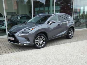 Hybrid AWD Executive Line +LEDER +TREKHAAK +Zetelverwarming +Elektrische koffer +Elektrische zetels