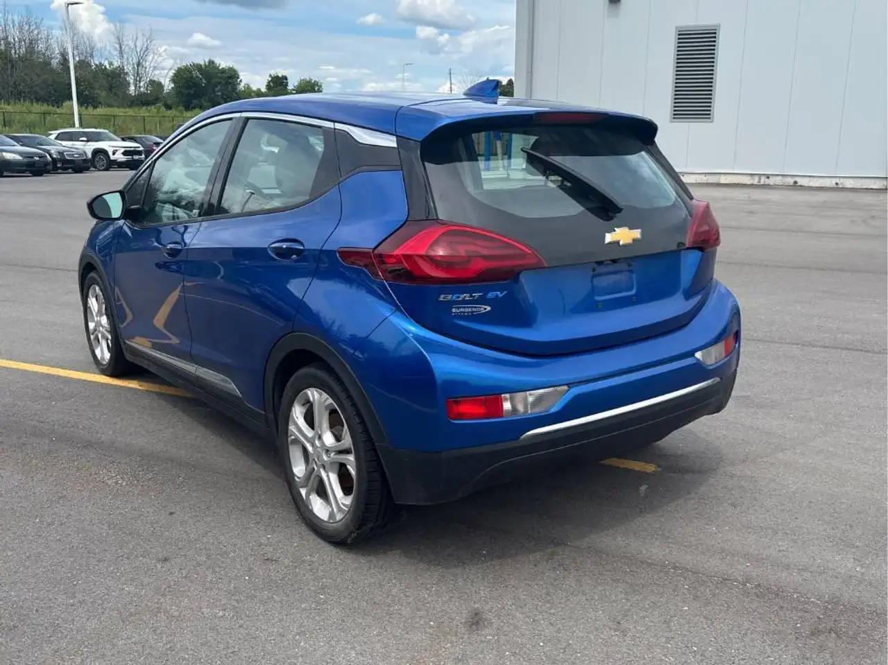 Chevrolet Bolt photo Chevrolet Bolt