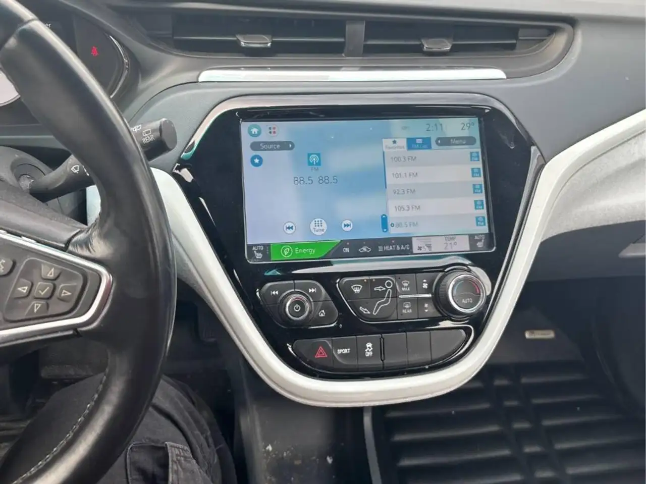 Chevrolet Bolt photo Chevrolet Bolt