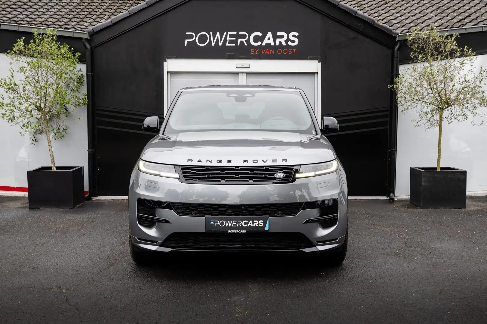 Land Rover Range Rover Sport P460e HSE Dynamic | New | Pano | Black Pack Šedá - 2