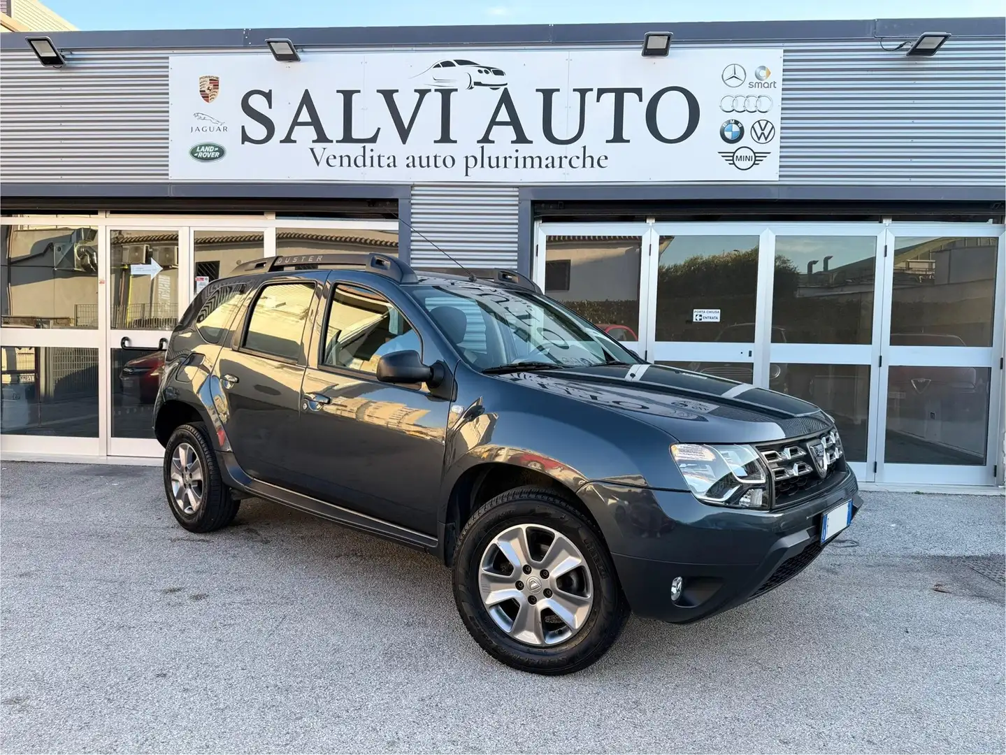 Dacia Duster Duster 1.6 Urban Explorer 4x2 s - 1