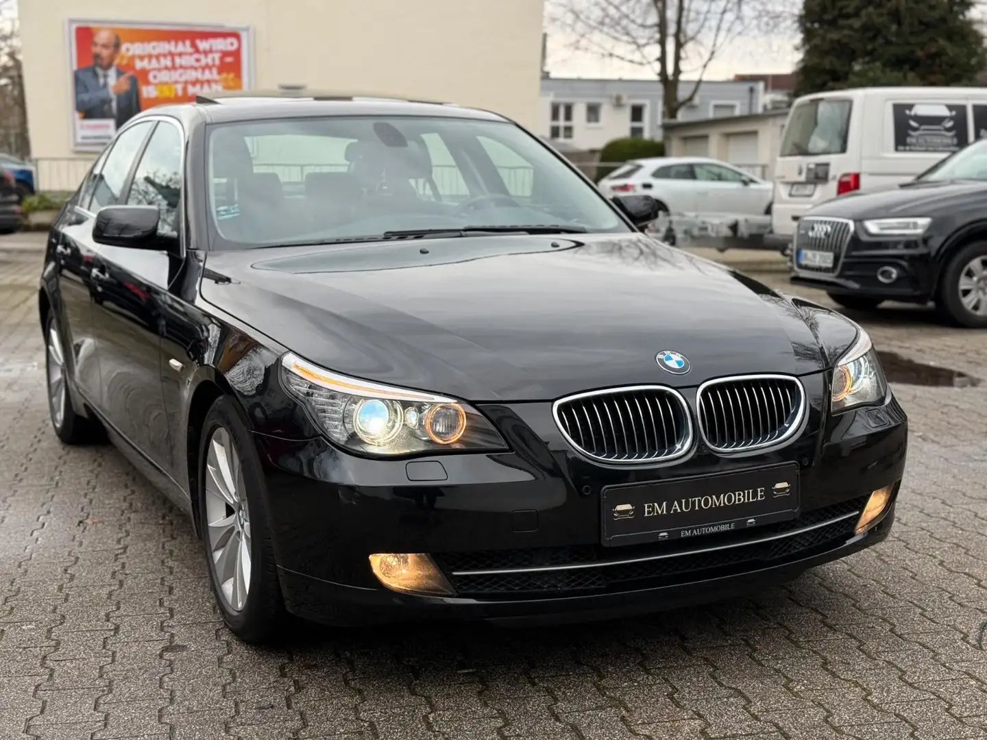 BMW 525 d*M57*2.Hand*Scheckheft*130TKM*Gepflegt* Noir - 1