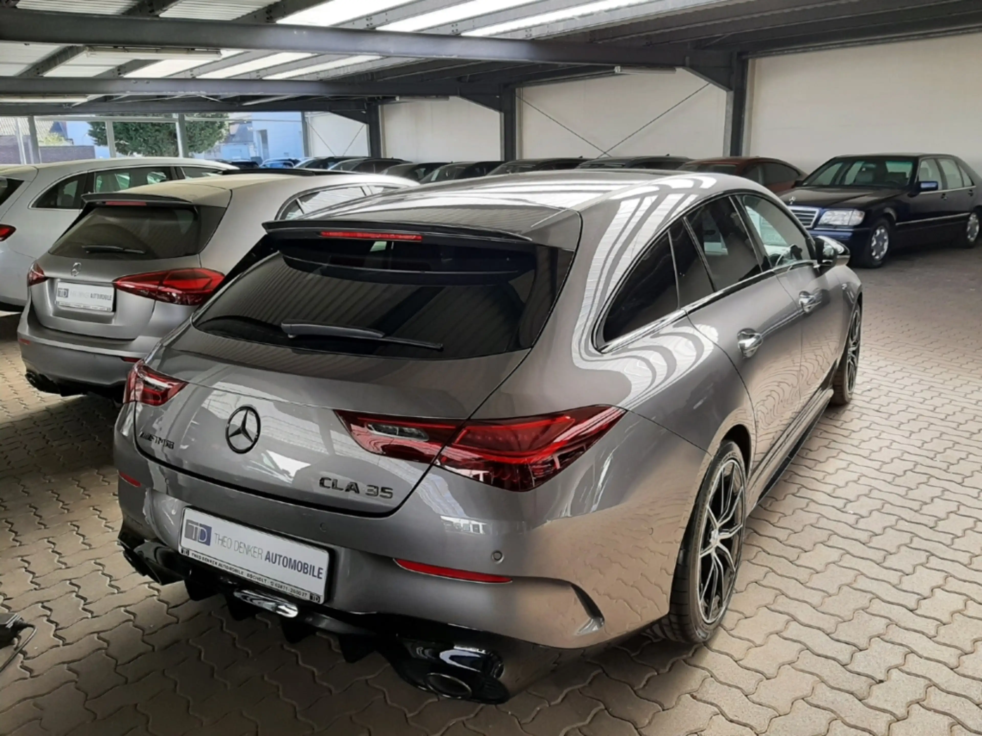 Mercedes-Benz CLA 35 AMG Pano Night II Head Up Multibeam — photo 3