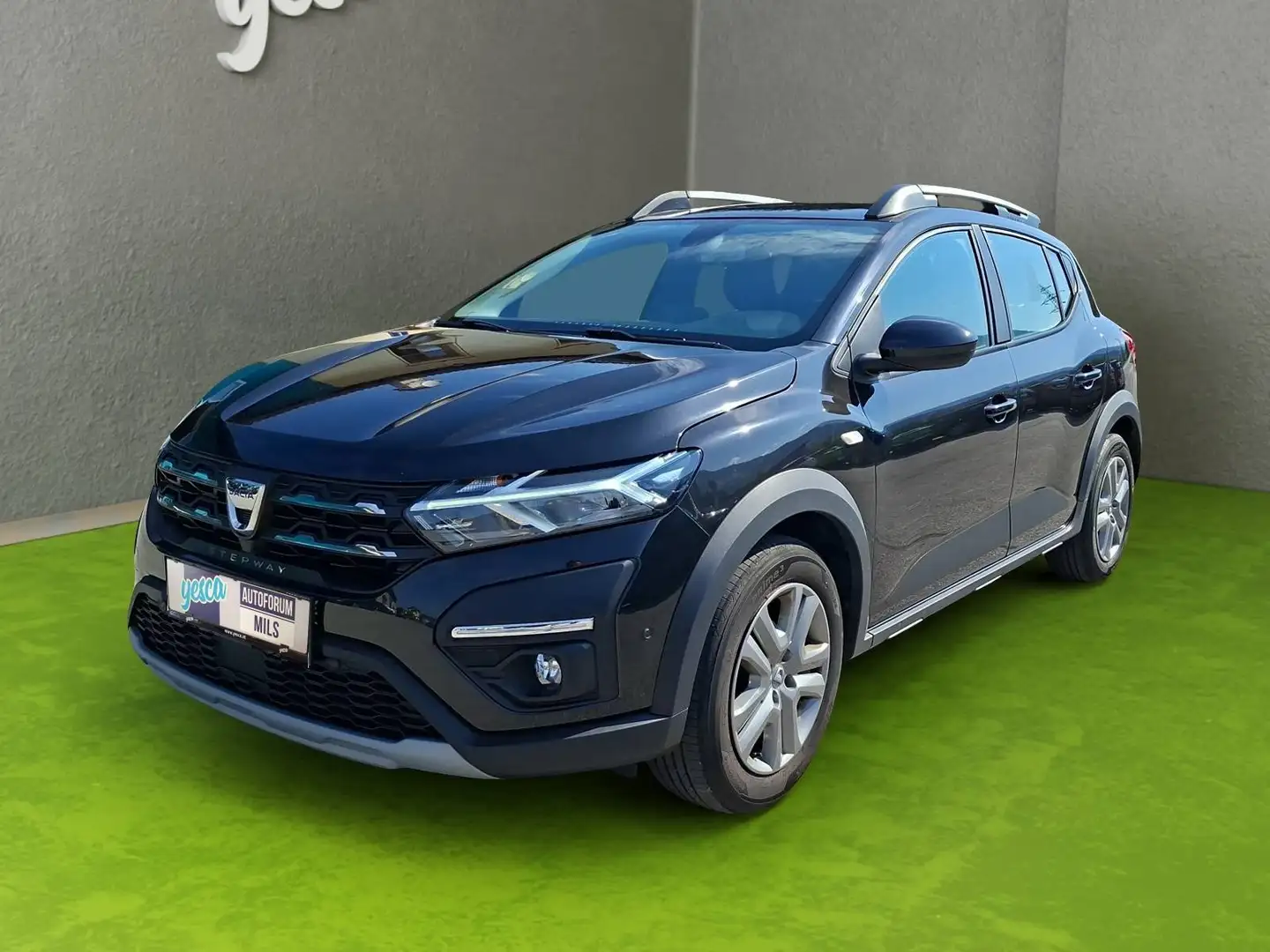 Dacia Sandero Stepway Schwarz - 1
