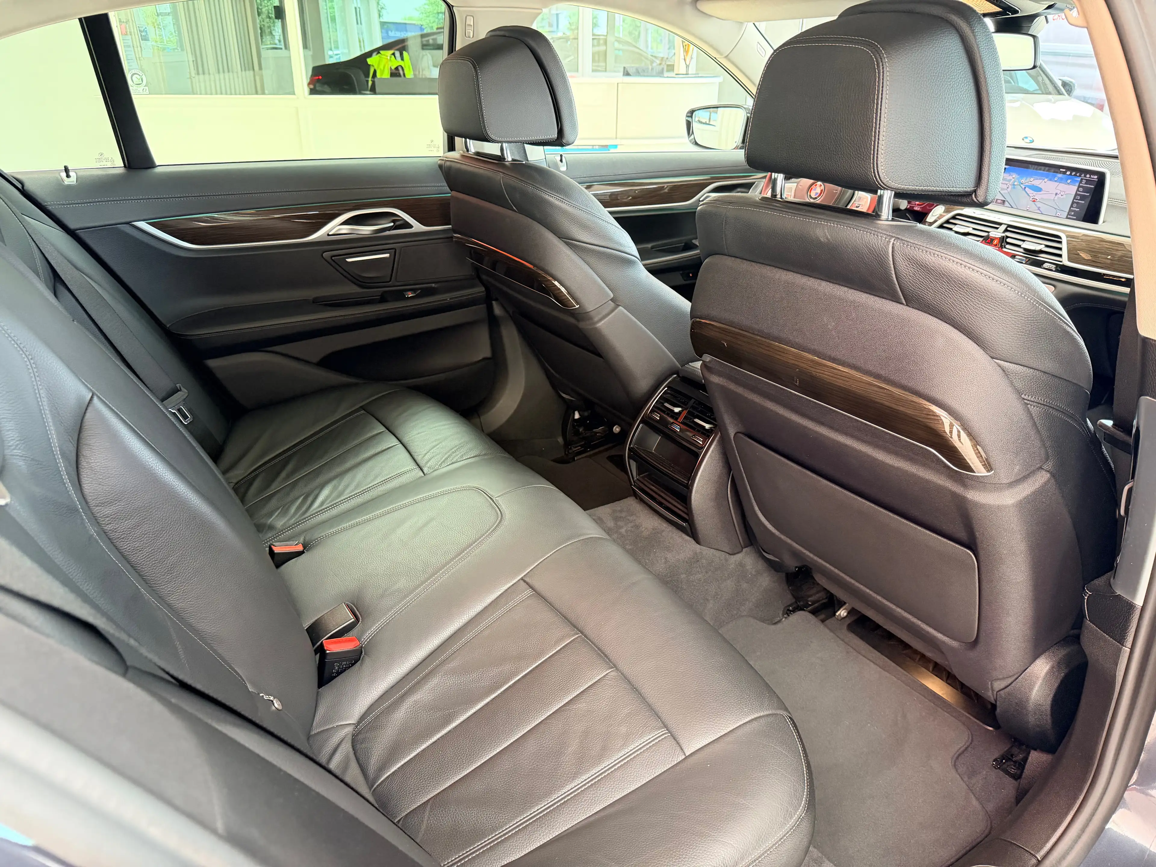BMW 730 730d •OPEN ROOF• •COMFORT• •SOFT CLOSE• — photo 12