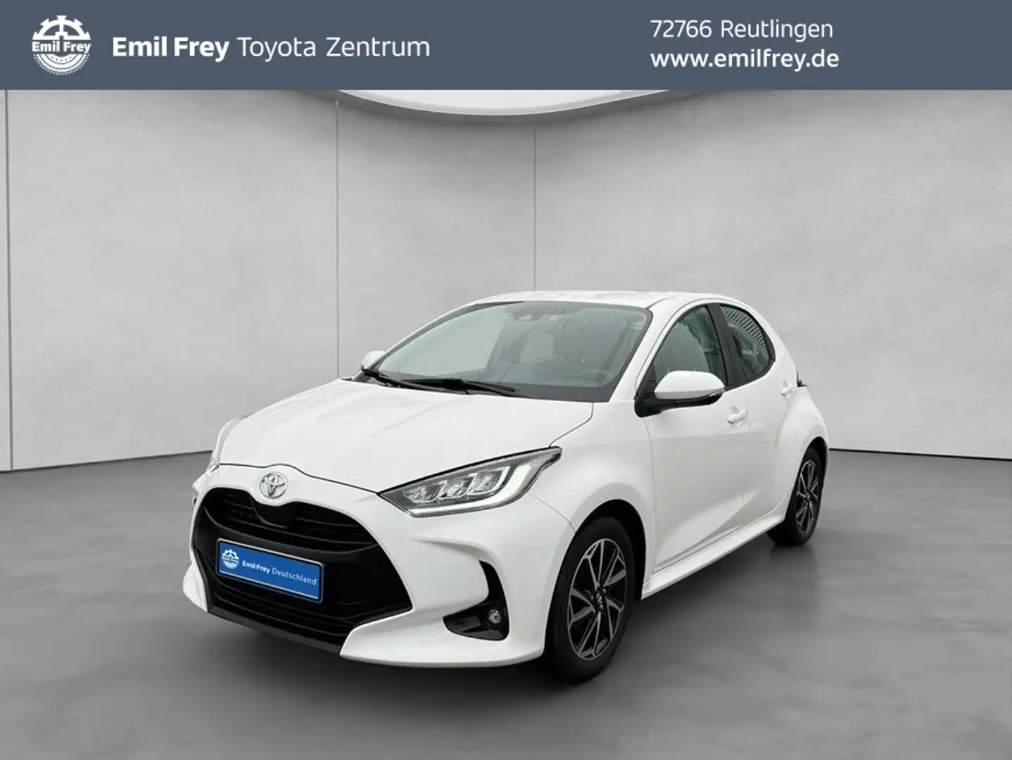 Toyota Yaris 1.5 VVT-i Team Deutschland Bianco - 1