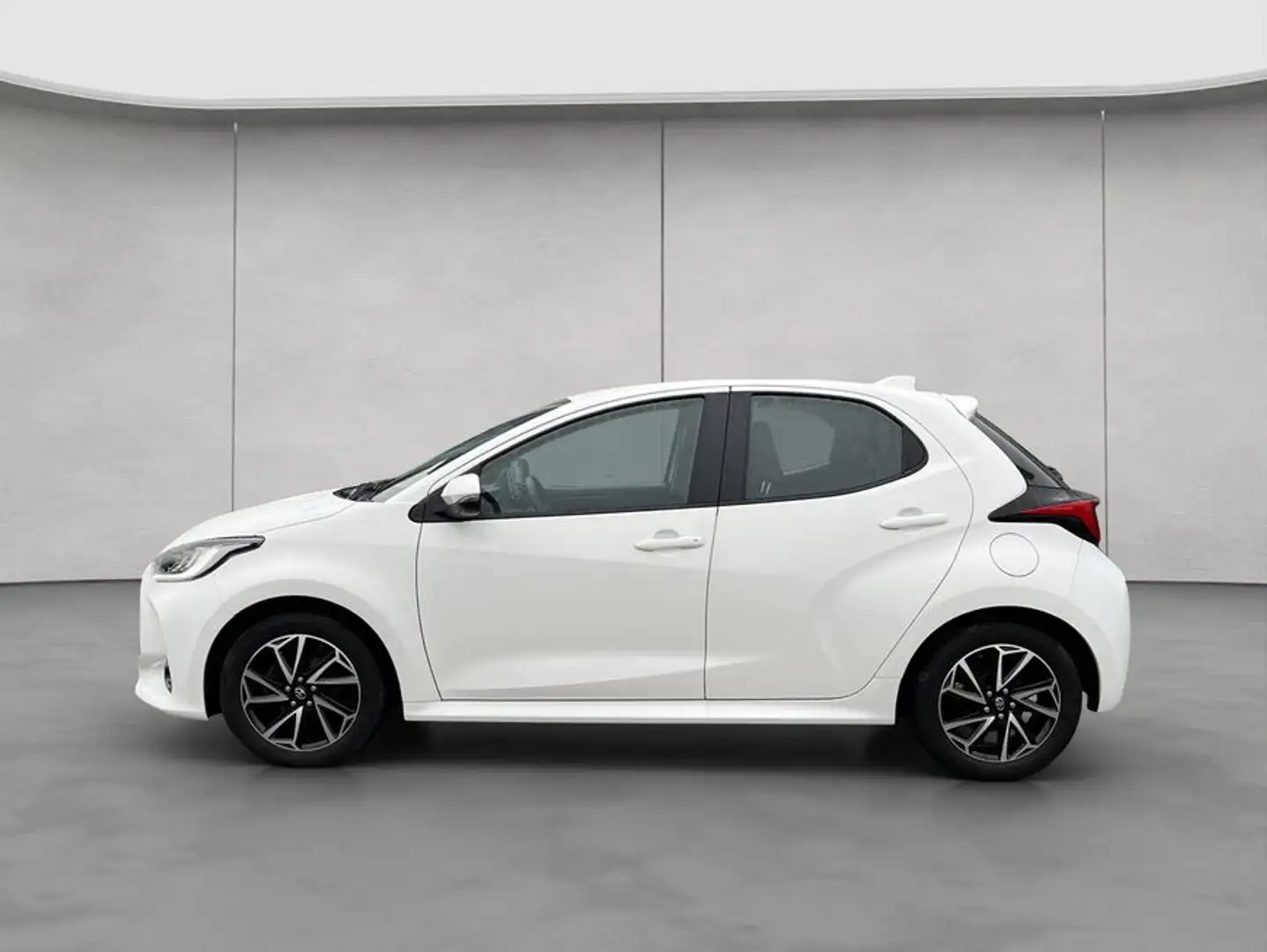 Toyota Yaris 1.5 VVT-i Team Deutschland Bianco - 2