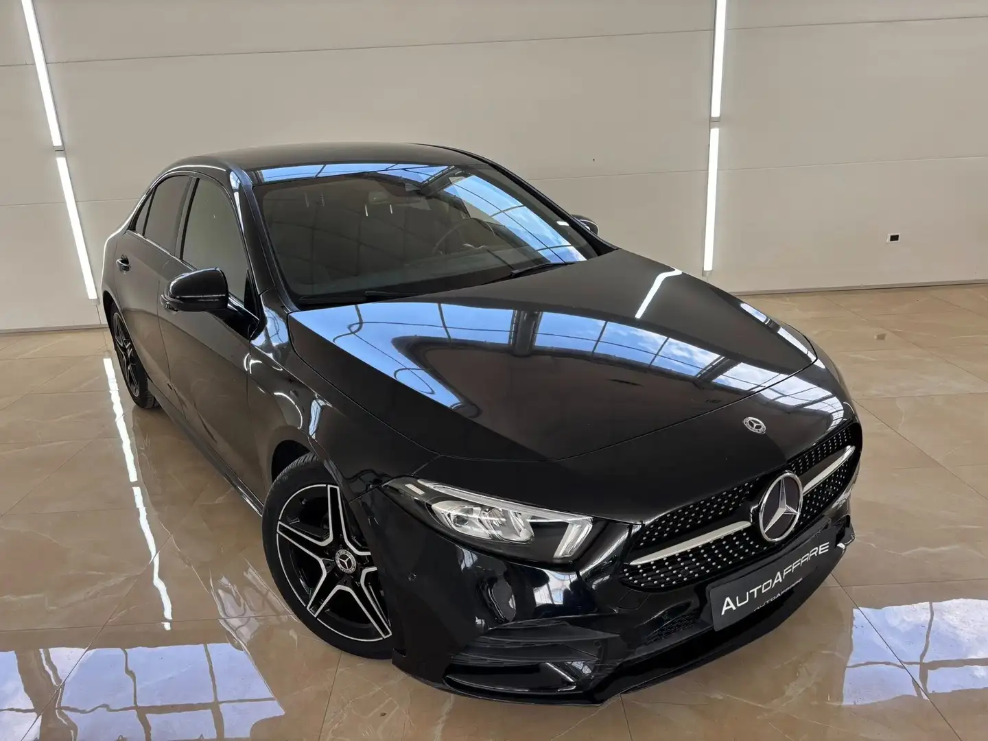 Mercedes-Benz A 180 A 180 d Premium AMG auto Noir - 2
