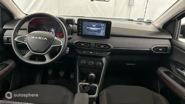 Dacia Sandero view 11