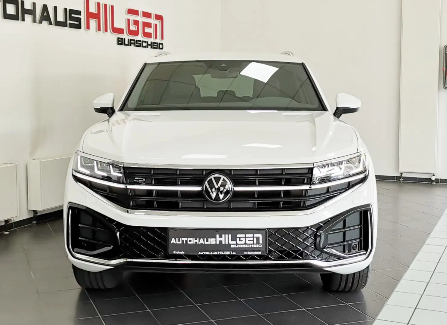 Volkswagen Touareg 3.0TDI 4M R-Line*R.Kamera*CarPlay*Matrix Weiß - 2