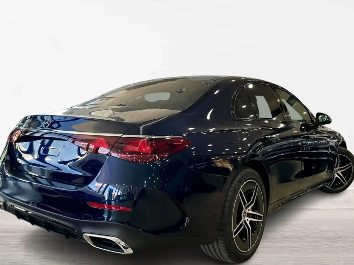 Mercedes-Benz E 300 de con tecnología hibrida EQ - 2