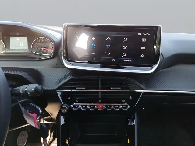 Peugeot 2008 view 12
