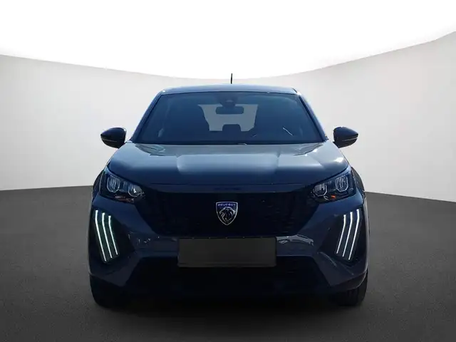 Peugeot 2008 view 2