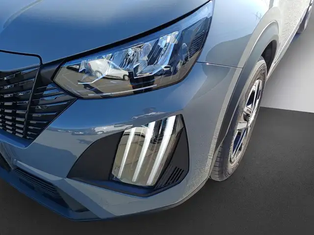 Peugeot 2008 view 9