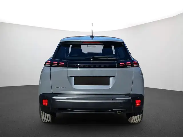 Peugeot 2008 view 3