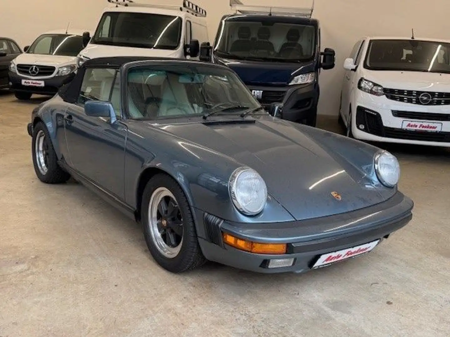 Porsche 911 Carrera Cabrio 3.2 Oldtimer Restauriert Blau - 2