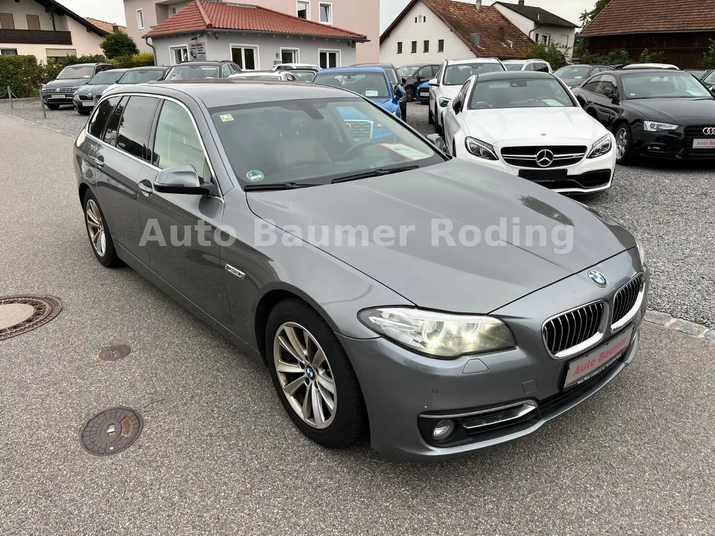 BMW 520 Baureihe 5 Touring 520d Luxury*Head Up* Szary - 1