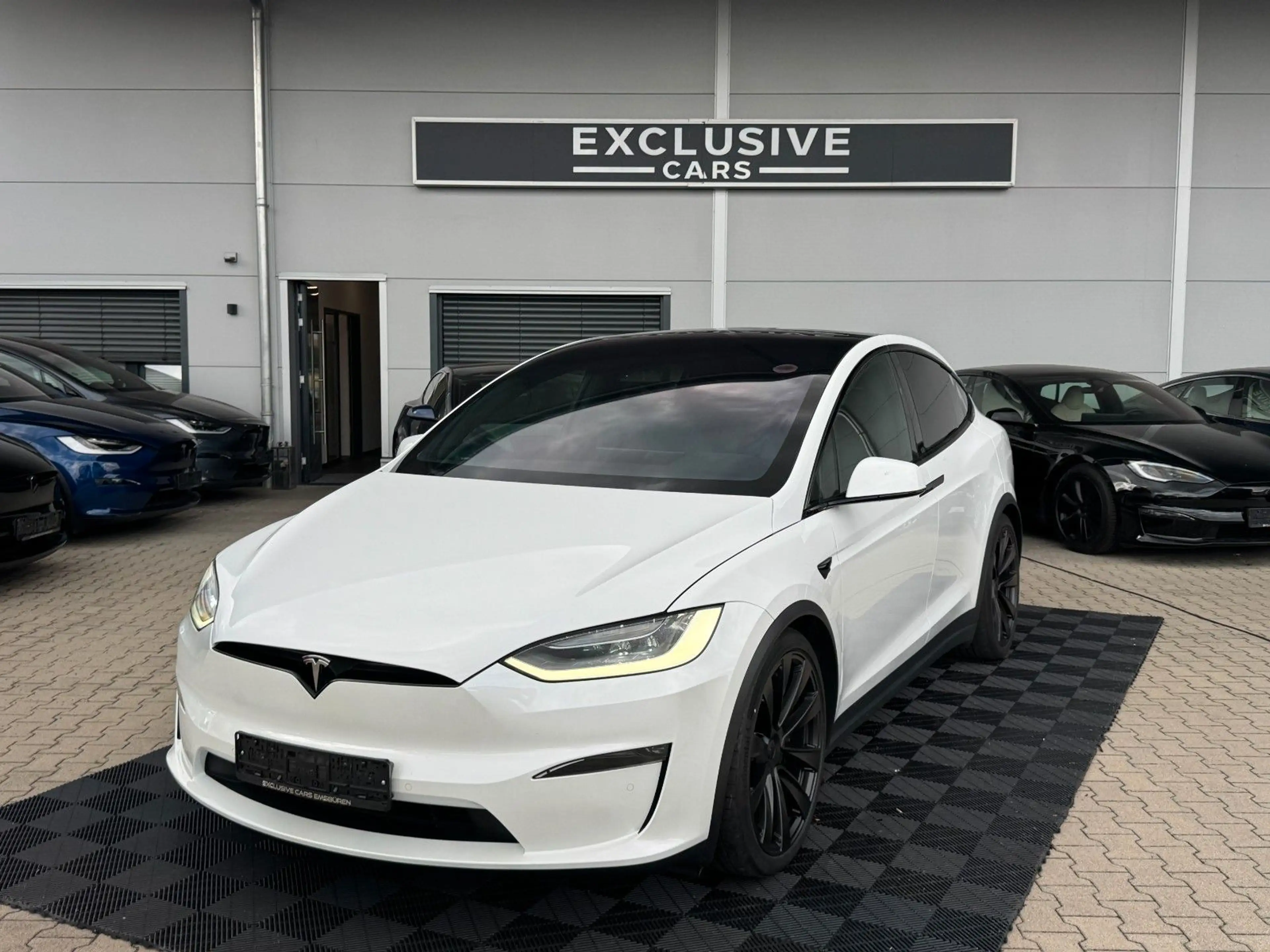 Tesla Model X MODEL X PLAID | FULL SELF DRIVE | 6SEAT | 22" — photo 11