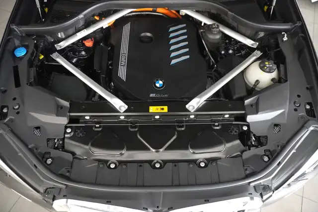 BMW X5 xDrive45e Ansicht 2