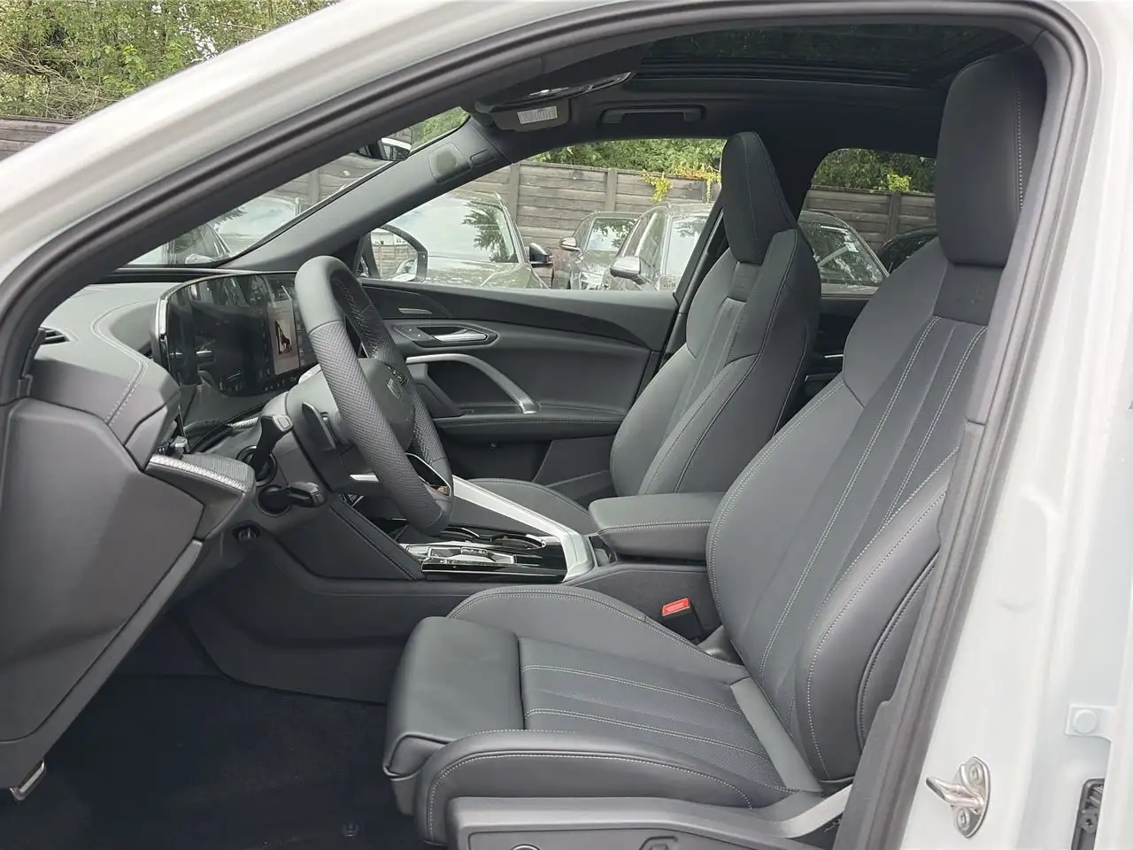 Audi Q5 снимка Audi Q5