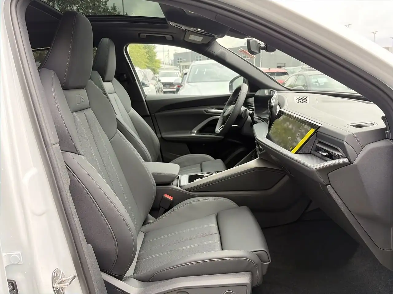 Audi Q5 снимка Audi Q5