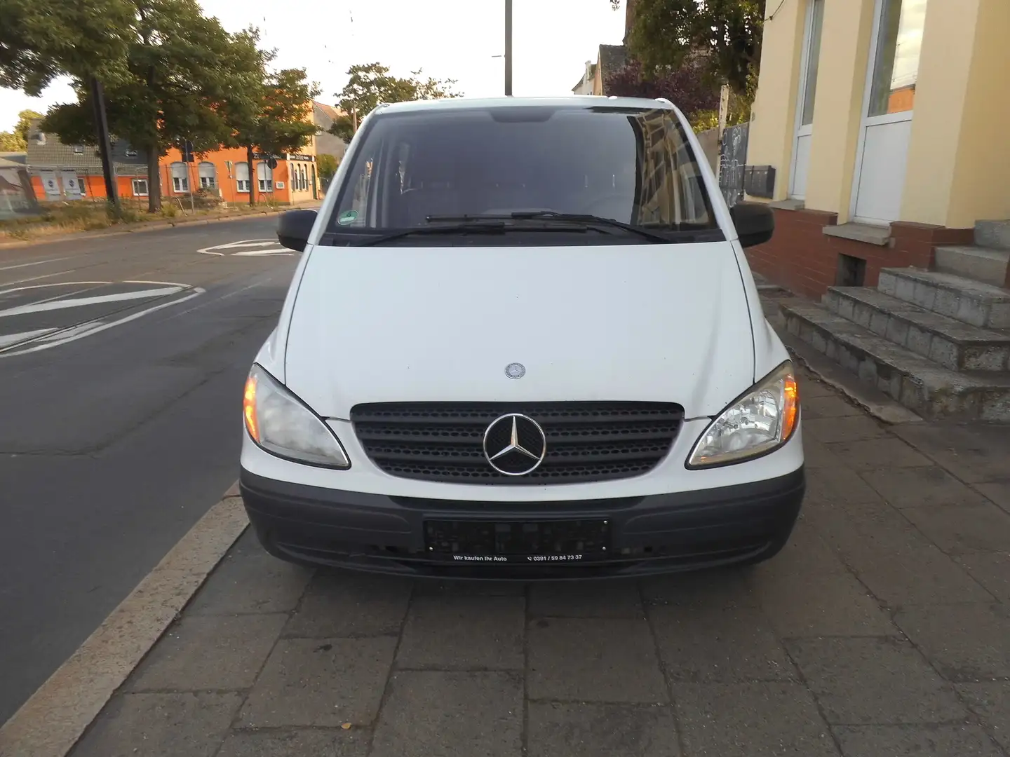 Mercedes-Benz Vito 111 CDI Kompakt DPF Mixto Bílá - 1